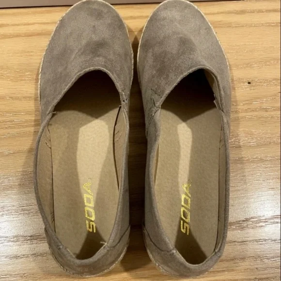 🥿🥿 NEW Soda Shoes Taupe Seanna Flats Size 8.5 New in Box Style # Booth-S - Picture 7 of 9